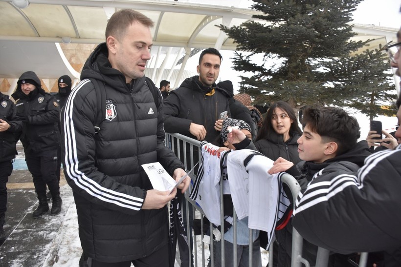 Beşiktaş Sivas'ta dondu: Solskjaer'e ilginç hediye - Resim: 9