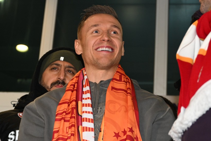 Frankowski, Galatasaray'ın 33 yıllık orucunu bozdu: Kaderi hangi hemşerisine benzeyecek - Resim : 1