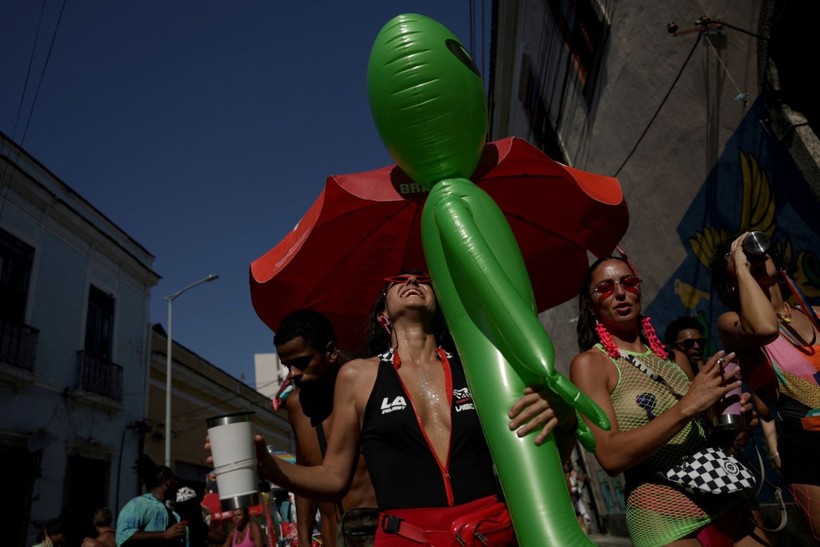 Dünyanın en büyük şovu Rio Karnavalı başlıyor - Resim: 4