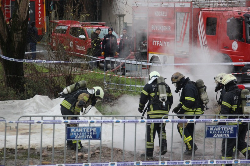 Metro inşaatında yangın: 26 saatte söndü - Resim : 2