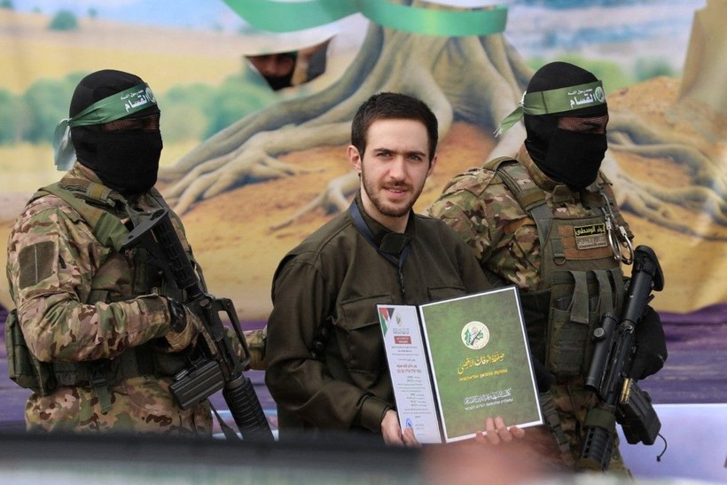 Hamas son canlı rehineleri de İsrail'e verdi - Resim: 4