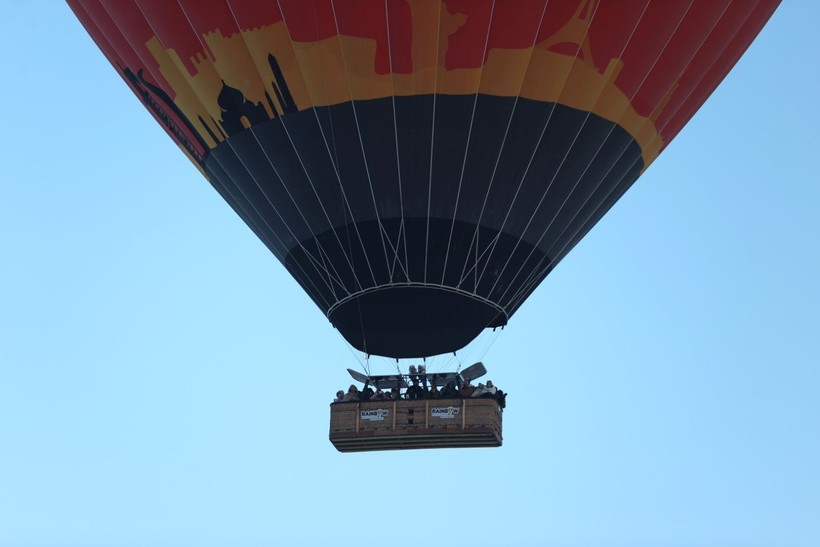 Kapadokya'da sıcak hava balonları 18 günlük aradan sonra gökyüzünü renklendirdi - Resim: 4