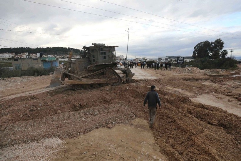 23 yıl sonra ilk kez: İsrail Batı Şeria'ya tanklarla girdi - Resim: 17