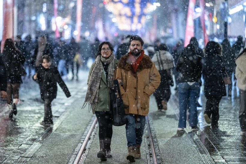 İstanbul'da kar bitti, buz geldi - Resim: 19