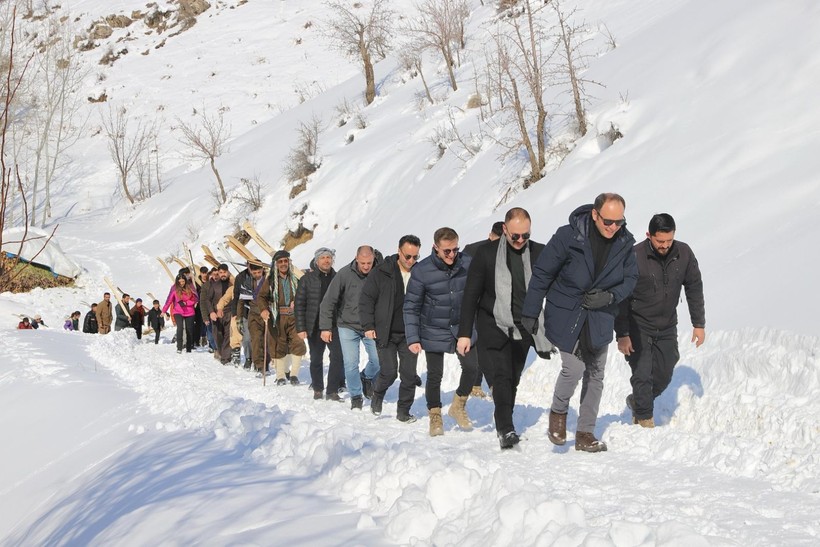 Askerde öğrendi, tüm köyü kayakçı yaptı - Resim: 11