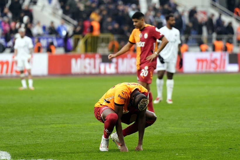 Namağlup Galatasaray kazanmayı da unuttu: Bu sezon ilki yaşadı! - Resim : 1