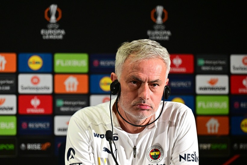 Jose Mourinho'dan Okan Buruk yanıtı: 'Zorunda değilim, sormayın!' - Resim : 3