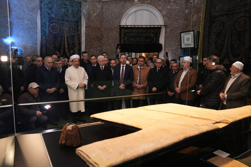 Hırka-i Şerif ziyarete açıldı - Resim : 1