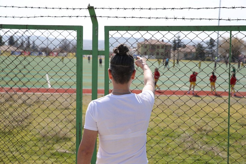 Cezalı teknik direktörden görülmemiş yöntem: Yasağı böyle deldi! - Resim: 9