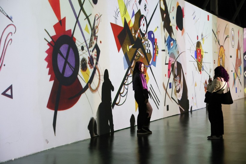 Kandinsky’nın dünyasına dijital yolculuk sanatseverler buluşmaya devam ediyor - Resim : 3