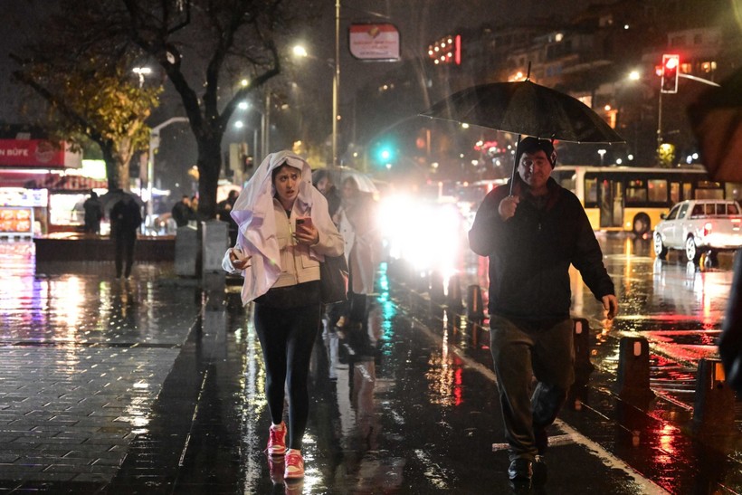 Kışlıkları geri çıkarın: Termometreler çakılacak, İstanbul donacak - Resim : 2