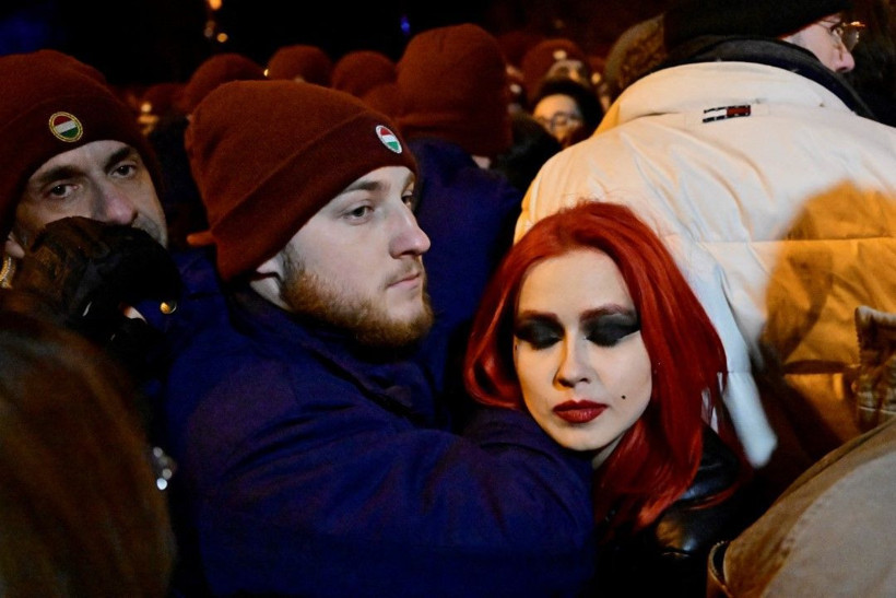 AB ülkesindeki LGBTİ+ yasağı protesto edildi, vali protestoculara destek çıktı - Resim: 14