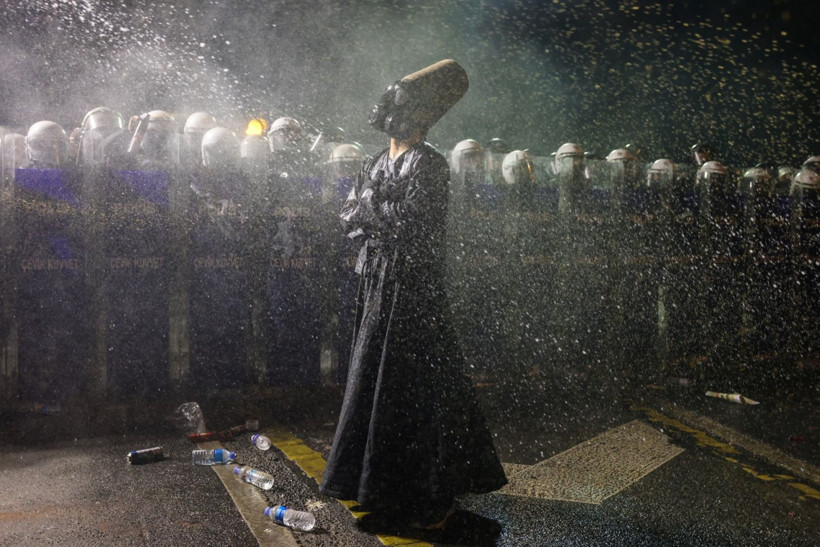 Saraçhane'de ilginç anlar: Mevlevi'yi biber gazına boğdular - Resim: 8