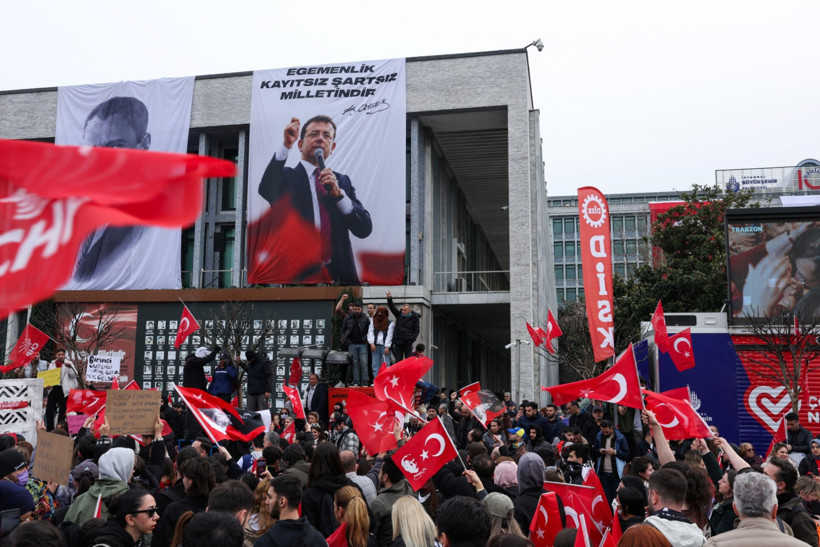 İmamoğlu kararı dünya basınında: Muhalefet üzerindeki baskı arttı - Resim : 1