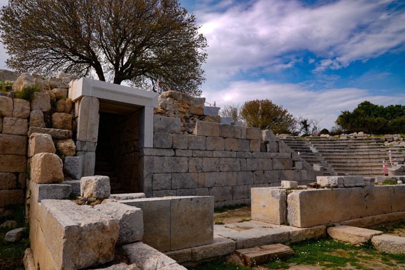 3000 yıllık Dionysos tapınağı yeniden hayat buluyor - Resim: 43