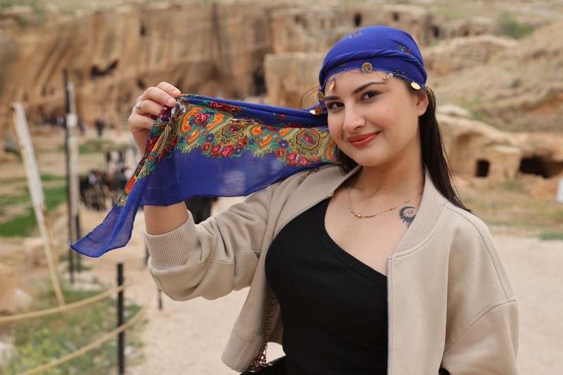 Mardin’de bayram yoğunluğu! Oteller tamamen doldu, turistler akın etti - Resim: 10