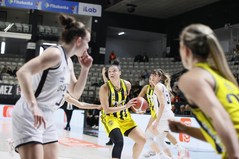 Fenerbahçe Beşiktaş'a şans vermedi, finale yükseldi - Resim : 1