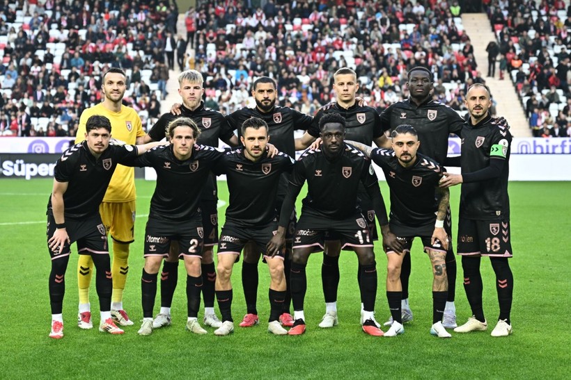 Fenerbahçe puan farkını indirdi: Süper Lig'de şampiyonluk oranları değişti - Resim: 3