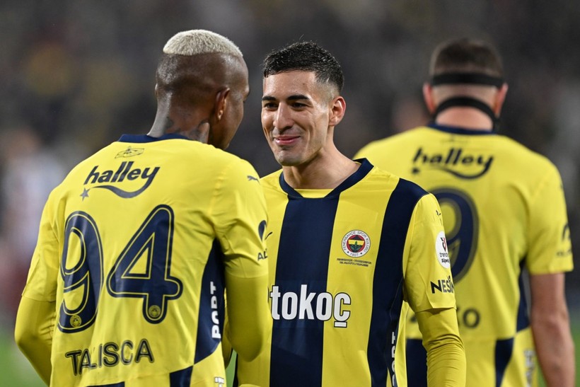 Fenerbahçe puan farkını indirdi: Süper Lig'de şampiyonluk oranları değişti - Resim: 2
