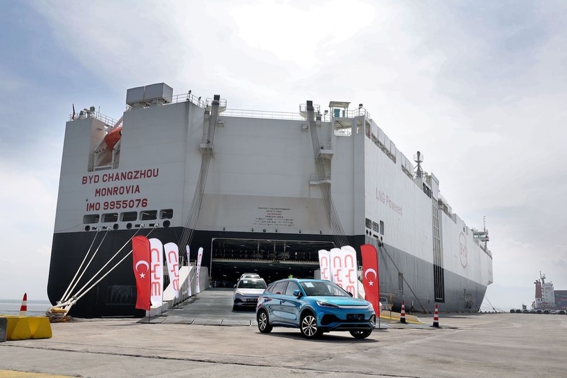 Türkiye'de fabrika kurmaya hazırlanan BYD'ye büyük şok - Resim: 2