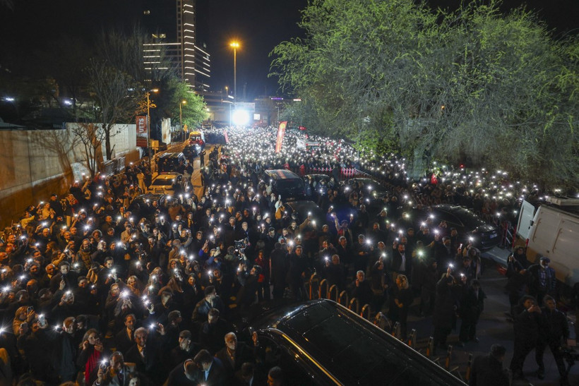Özgür Özel bakanlara yüklendi: Sekretersiniz - Resim : 4