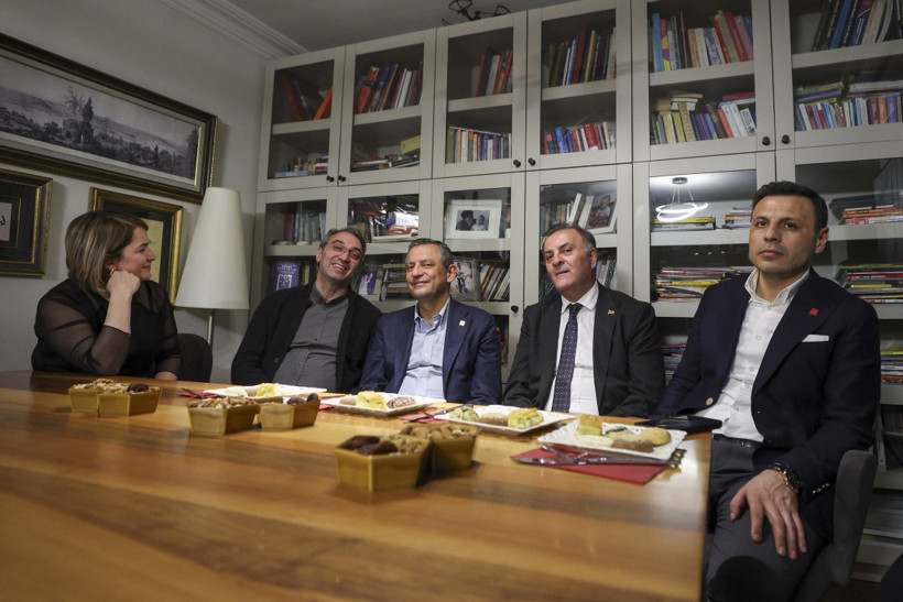 Özgür Özel, Mahir Polat'ı ziyaret etti - Resim : 2