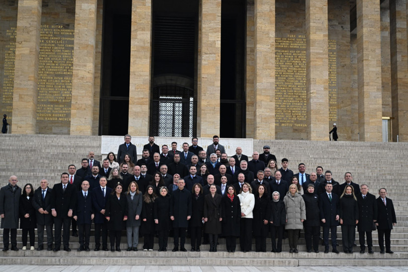 Özel'den Anıtkabir Özel Defteri'ne: Darbeyi püskürttük - Resim : 1