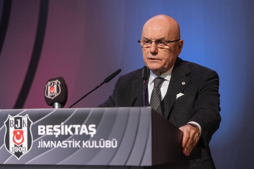 Beşiktaş Divan Kurulu'nda kavga: Yamantürk, Hasan Arat'a yumruk attı - Resim : 3