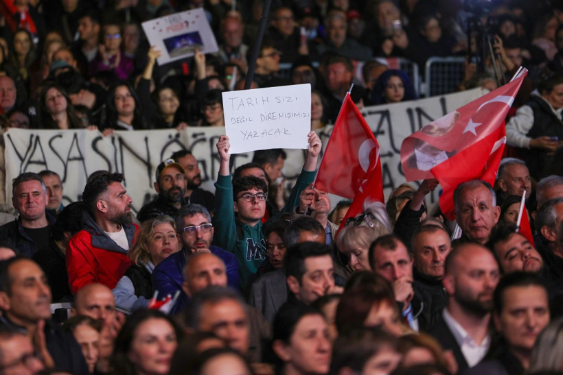 Özgür Özel: Bahçeli'ye tarihi bir çağrıda bulunuyorum - Resim : 18