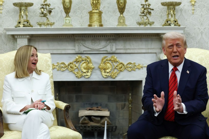 Trump, 'favori Avrupalı liderini' ağırladı: 'Batı'yı yeniden büyük yapalım' - Resim: 1