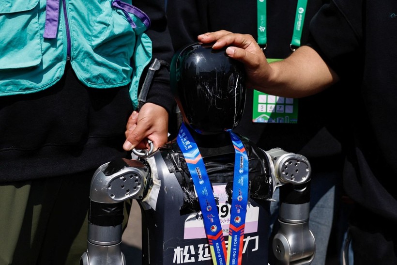 Dünyada bir ilk... Çin'in robot devriminden 'maraton şov' - Resim: 5