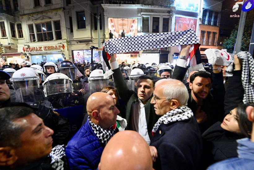 CHP'nin Filistin yürüyüşüne polis izin vermedi, arbede çıktı - Resim : 4