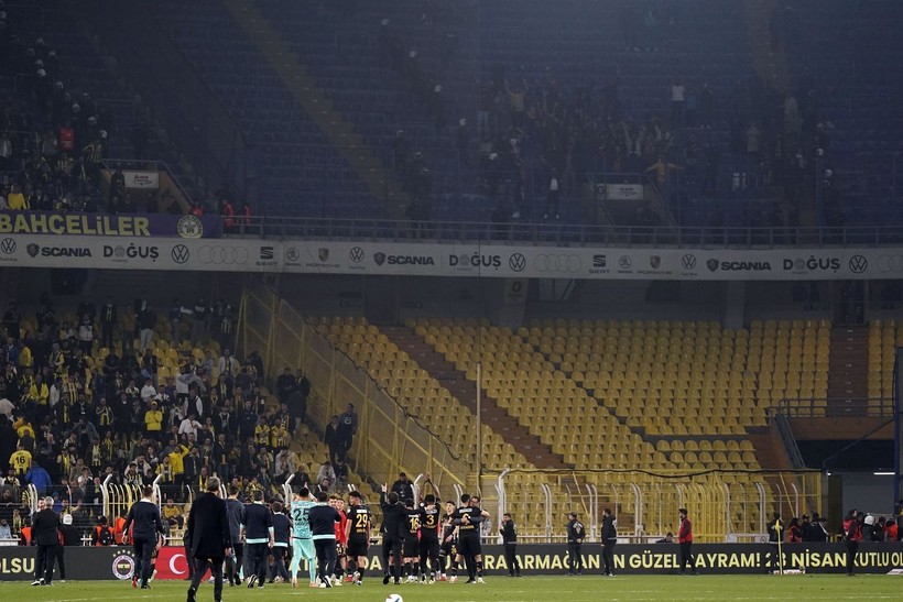 Stat değil çilehane: Yine Fenerbahçe yine aynı görüntüler! - Resim: 7