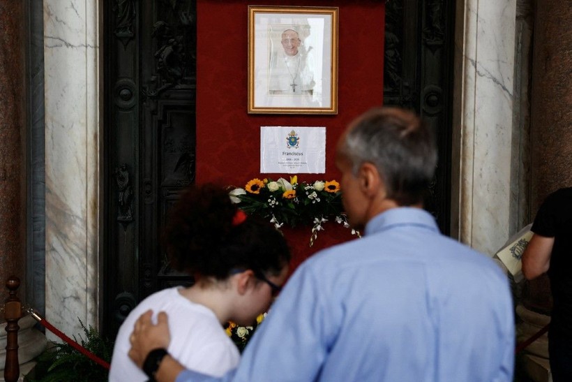 Katolikler Papa için böyle yas tuttu - Resim: 10