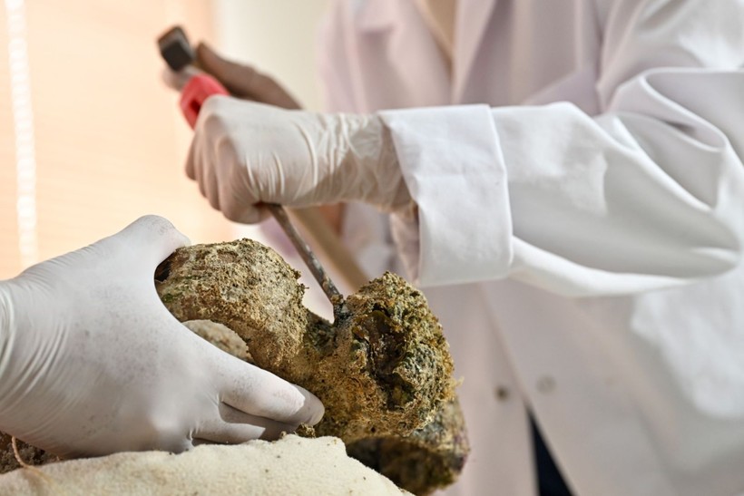 Denizin dibinden çıktı, 1100 yıl sonra açıldı - Resim: 27