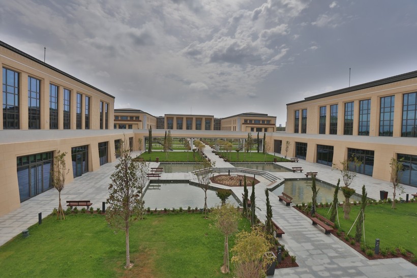 5,5 milyarlık yavru saray dualarla açıldı - Resim : 4