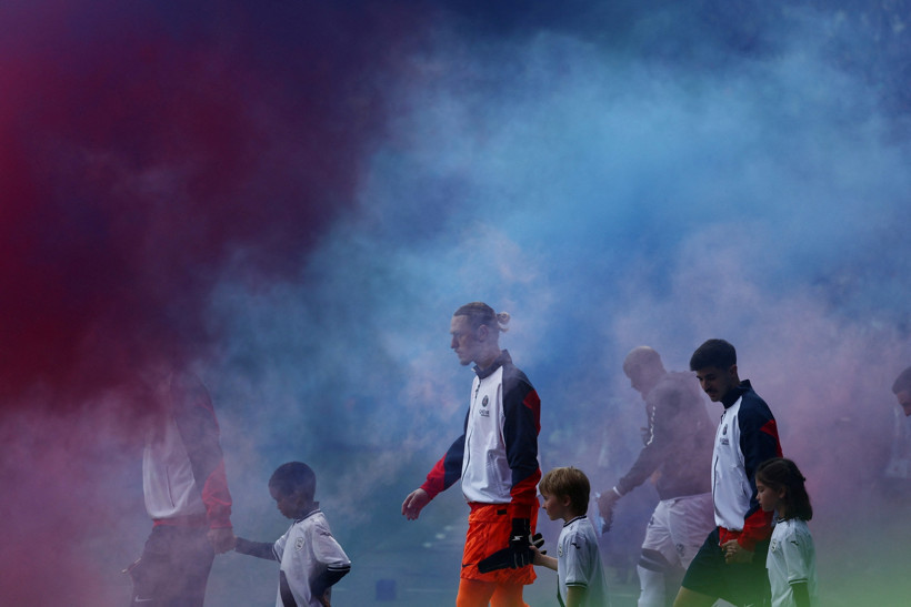 Yayıncı kuruluş çekilme kararı aldı: Bir kulüp hariç herkes iflas edebilir - Resim : 2
