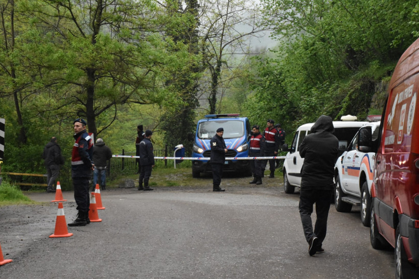 Kanyonda gizemli olay: Otomobil bulundu, ikisi de yok - Resim : 1