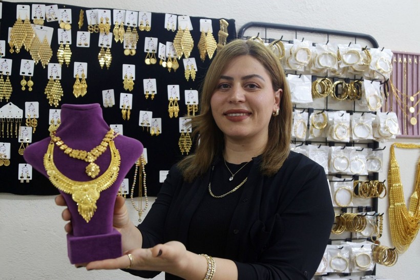 Altın dokunanı yakıyor, vatandaş sahtesini alıyor - Resim: 8