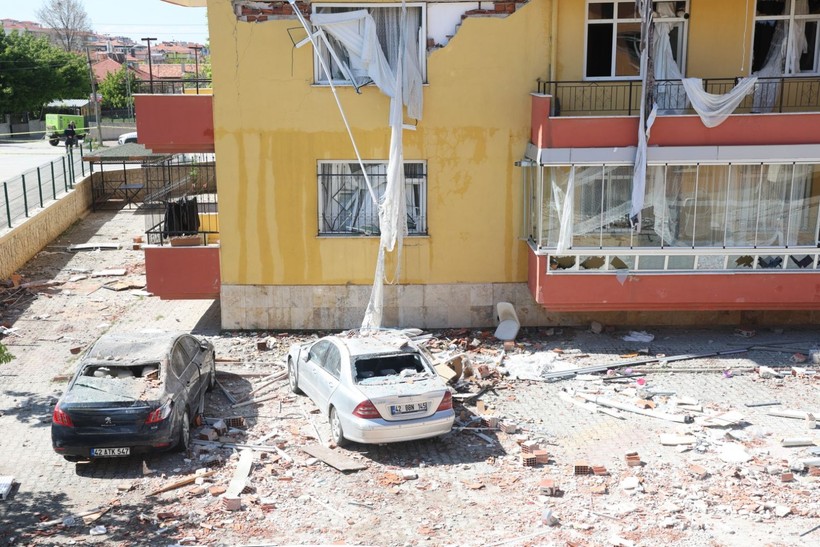 Bomba gibi patladı: Felakete uyandılar - Resim: 2