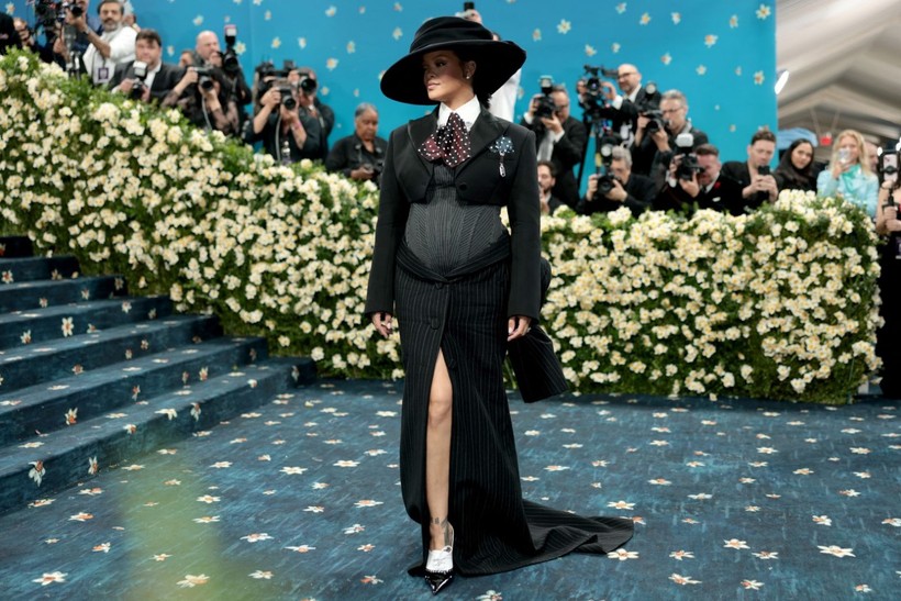 Modanın en çılgın şovu: Met Gala'ya ünlü yağdı - Resim: 29
