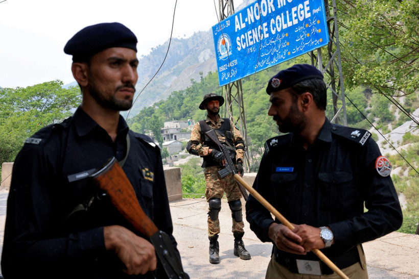 Savaşın gizli ismi: Pakistan'ın 'en güçlü insanı' gölgeden çıktı - Resim : 3