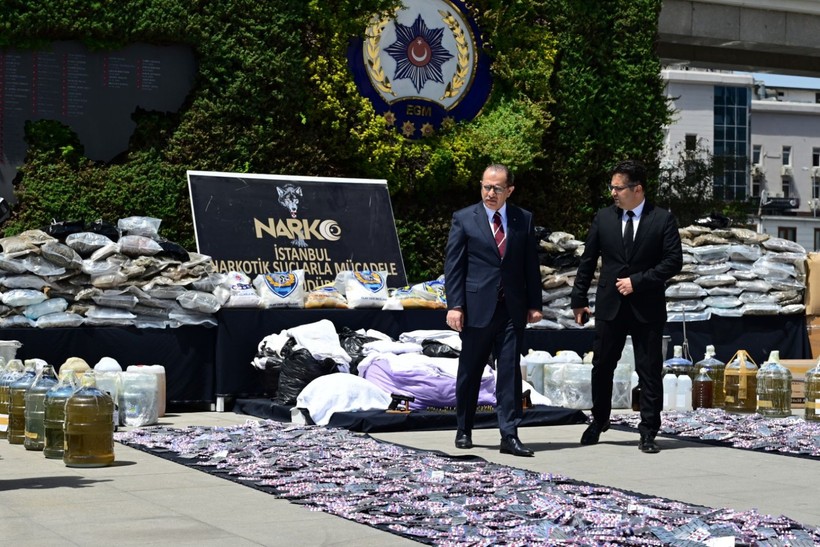 Emniyet'ten uyuşturucu sergisi - Resim: 8