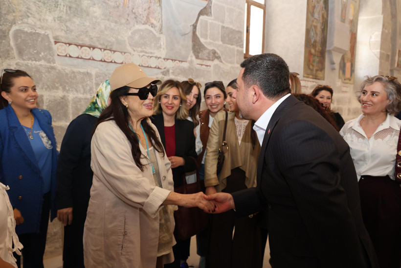 Türkan Şoray, 52 sonra "Mahpus" filminin çekildiği mekanı gezdi - Resim : 1