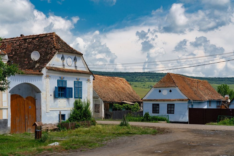 Doğa yürüyüşünde muhteşem keşif: Tarlada hazine buldu - Resim: 1