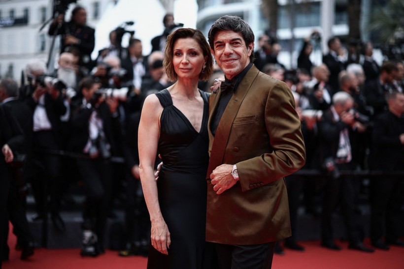 Cannes'da görkemli açılış - Resim: 12
