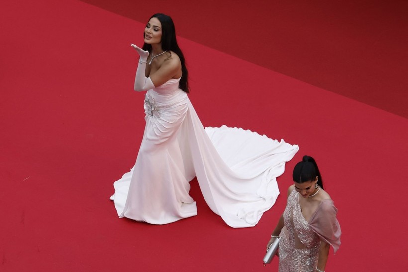 Cannes'da görkemli açılış - Resim: 14