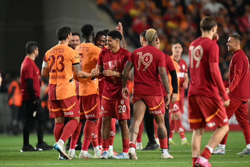 Galatasaray şampiyonluk için sahada: Tarihi geceye hazırlık - Resim : 3