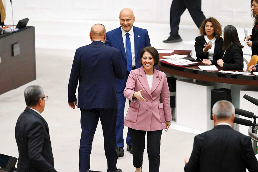 Bu hiç size yakışmadı sayın Tatar! - Resim : 2