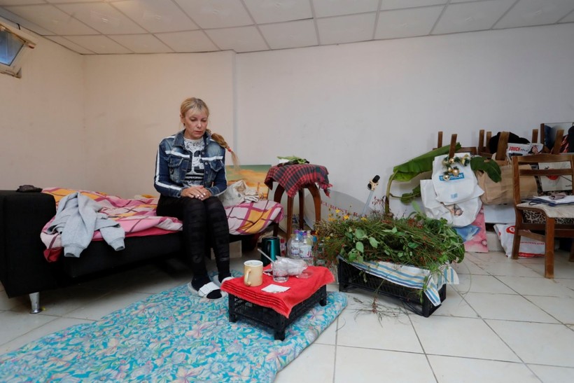 Türkiye'ye yerleşti ama evine yerleşemedi - Resim: 7